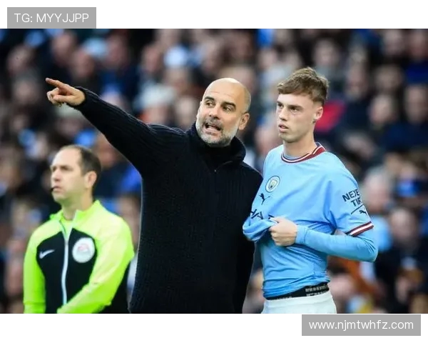 斯密特双响助力前进之鹰2-1力克帕纳辛纳科斯晋级欧联杯淘汰赛